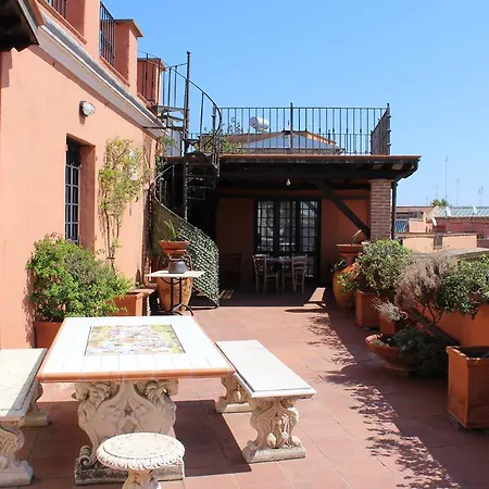 View Penthouse Daire Roma